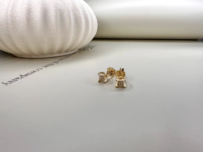 Gorgeous Sapphire Earrings-Velani Jewelry Chic 4 Prongs Stud Earrings