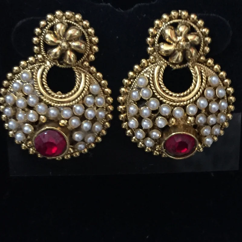 Elegant Statement Earrings-Kundan Earrings