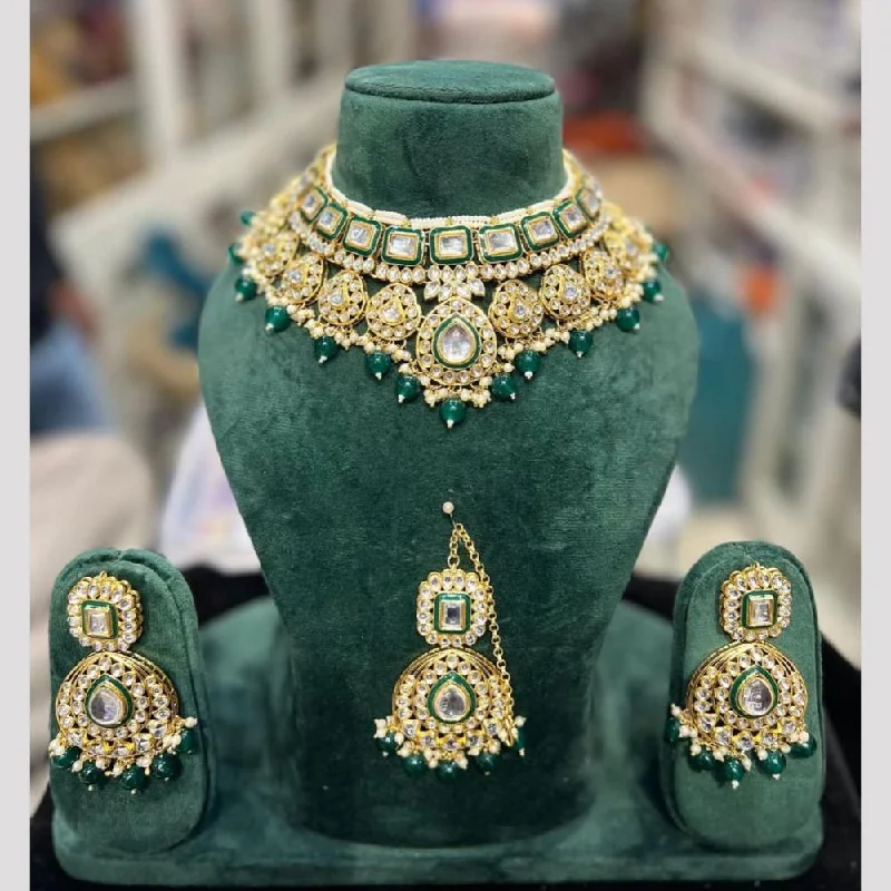 Artistic Necklace for Women-Hira Collections Gold Plated Kundan Stone And Pearls Choker Necklace Set